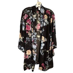 Helena‎ Quinn Sheer Floral Kaftan